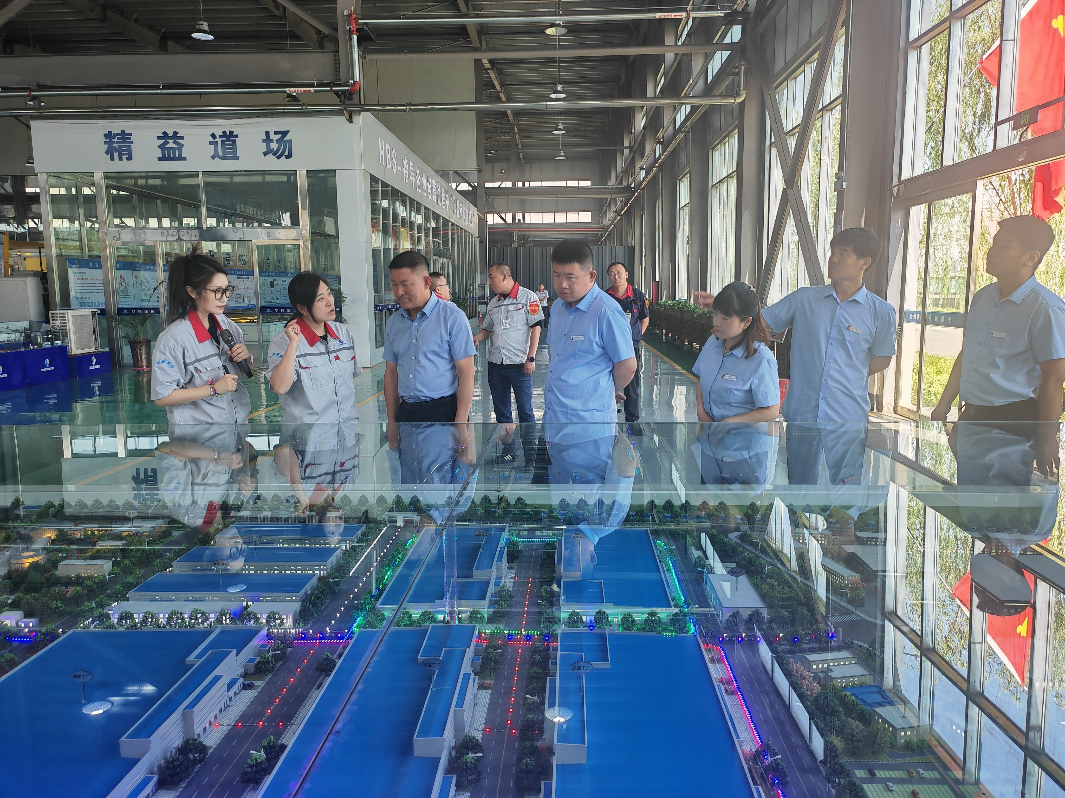 产教融合 携手共进 访企拓岗 同谋发展——山西桐封技师学院赴抖圈人生就是博集团调研